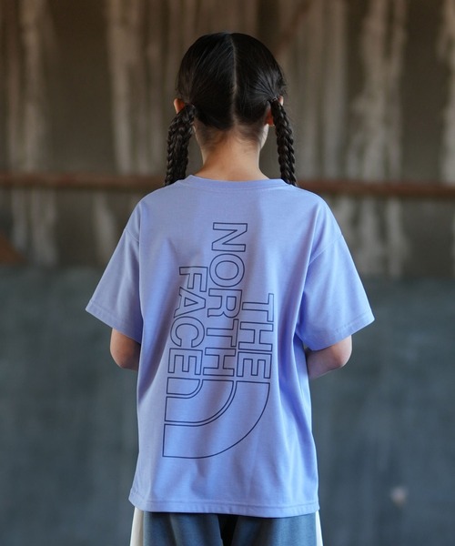 THE NORTH FACE（ザノースフェイス）の「THE NORTH FACE ザ・ノース・フェイス 半袖 Tシャツ NTJ32605（Tシャツ/カットソー・キッズ・ブラック/ブルーパープル/オレンジ・140cm/160cm/150cm/130cm）」の2枚目の写真