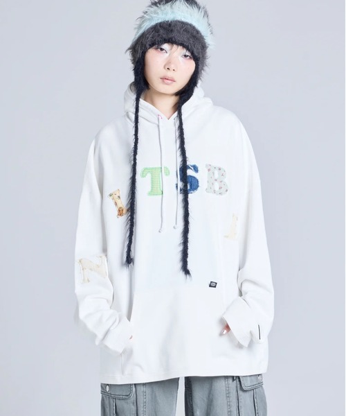 Little sunny bite（リトルサニーバイト）の「littlesunnybite/リトルサニーバイト/alphabet hoodie（パーカー・レディース・ブラック/グレー/ホワイト・M/S）」の2枚目の写真