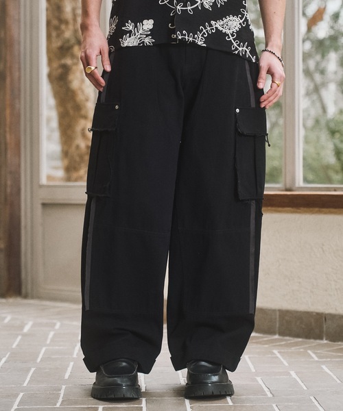 CASPER JOHN(キャスパージョン)の「Double knee cargo pants/ダブルニーカーゴパンツ(カーゴパンツ・メンズ・カーキ/ブラック/アイボリー・SMALL/X-SMALL/LARGE/MEDIUM)」の4枚目の写真