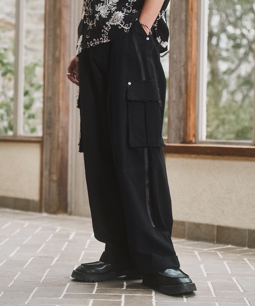 CASPER JOHN(キャスパージョン)の「Double knee cargo pants/ダブルニーカーゴパンツ(カーゴパンツ・メンズ・カーキ/ブラック/アイボリー・SMALL/X-SMALL/LARGE/MEDIUM)」の6枚目の写真