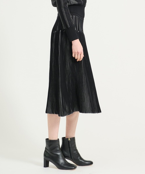 ESTNATION（エストネーション）の「ESTNATION / レース ジャガード ニットスカート（スカート・レディース・ブラック/オフホワイト・FREE）」の3枚目の写真