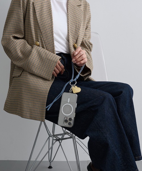 Beau're(ヴュレ)の「【BEAURE】26SS新色追加!≪別注≫Heart Colored Leather Cord 携帯ストラップ(スマホグッズ・レディース・ライトグリーン/ブラック/ベージュ/ブラウン/ライトブルー/ネイビー/グレイッシュベージュ・FREE)」の17枚目の写真