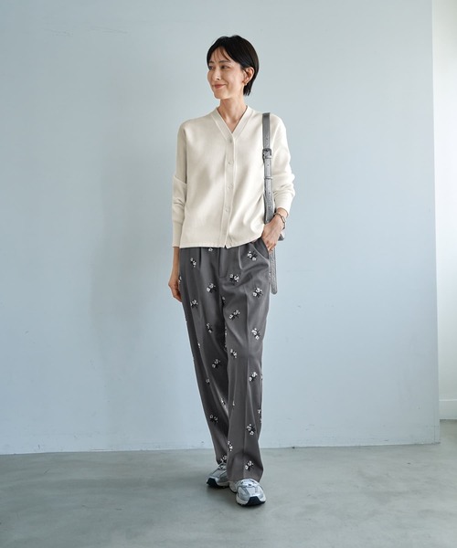 STYLE DELI(スタイルデリ)の「しっとりもっちりVネックカーディガンB(カーディガン/ボレロ・レディース・ネイビー/ミント/ホワイト・MEDIUM)」の9枚目の写真