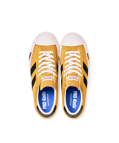PRO-Keds（プロケッズ）の「PRO-Keds プロケッズ  ロイヤルプラス スエード ロー〈ウォータープルーフ〉（スニーカー・メンズ・ブラック/マスタード・23.0cm/23.5cm/24.0cm/24.5cm/25.0cm/26.0cm/26.5cm/27.0cm/27.5cm/28.0cm/28.5cm/29.0cm/29.5cm/25.5cm）」の3枚目の写真