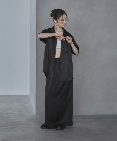 feepur（フェピュール）の「【TALLサイズあり】サテンナロースカート（スカート・レディース・ブラック/アイボリー・TALL/MEDIUM/SMALL）」の8枚目の写真