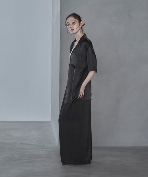 feepur（フェピュール）の「【TALLサイズあり】サテンナロースカート（スカート・レディース・ブラック/アイボリー・TALL/MEDIUM/SMALL）」の13枚目の写真