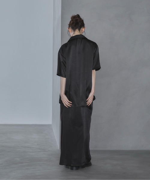 feepur（フェピュール）の「【TALLサイズあり】サテンナロースカート（スカート・レディース・ブラック/アイボリー・TALL/MEDIUM/SMALL）」の11枚目の写真