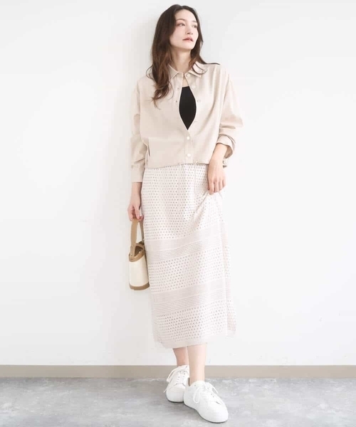 MK MICHEL KLEIN（エムケーミッシェルクラン）の「[SANAGARAシリーズ]デニムライク クロップド丈シャツブラウス/接触冷感/UVカット/洗える（シャツ/ブラウス・レディース・ネイビー/ベージュ・38）」の15枚目の写真