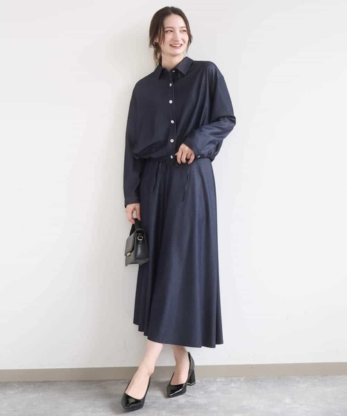 MK MICHEL KLEIN（エムケーミッシェルクラン）の「[SANAGARAシリーズ]デニムライク クロップド丈シャツブラウス/接触冷感/UVカット/洗える（シャツ/ブラウス・レディース・ネイビー/ベージュ・38）」の13枚目の写真