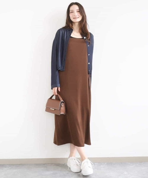 MK MICHEL KLEIN（エムケーミッシェルクラン）の「[SANAGARAシリーズ]デニムライク クロップド丈シャツブラウス/接触冷感/UVカット/洗える（シャツ/ブラウス・レディース・ネイビー/ベージュ・38）」の4枚目の写真