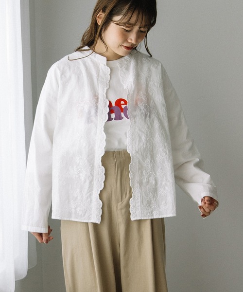 POU DOU DOU（プードゥドゥ）の「スカラップ刺繍ブラウス（シャツ/ブラウス・レディース・オフホワイト/ブルー/ブラック・3）」の9枚目の写真