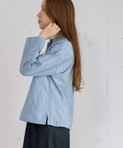 POU DOU DOU（プードゥドゥ）の「スカラップ刺繍ブラウス（シャツ/ブラウス・レディース・オフホワイト/ブルー/ブラック・3）」の18枚目の写真