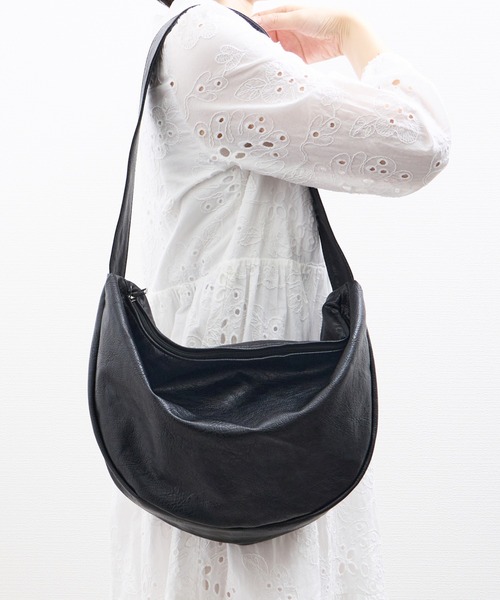 ショルダーバッグ Synthetic leather shoulder bag / シンセティックレザーショルダー
