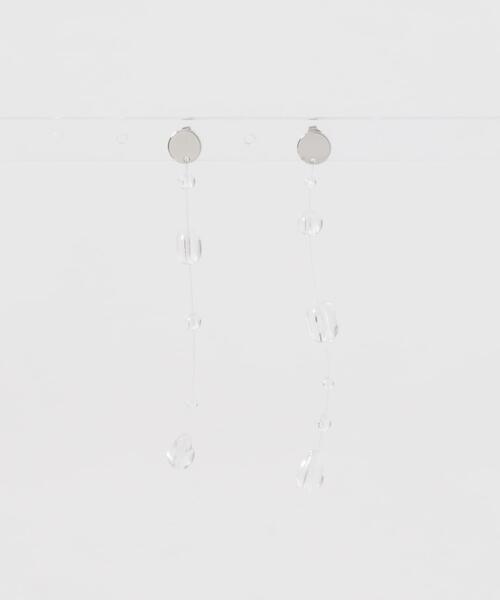 KBF(ケイビーエフ)の「シズクピアス(ピアス(両耳用)・レディース・カーキ/クリア・ONE)」の3枚目の写真