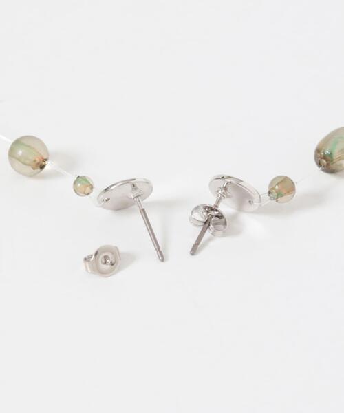 KBF(ケイビーエフ)の「シズクピアス(ピアス(両耳用)・レディース・カーキ/クリア・ONE)」の12枚目の写真