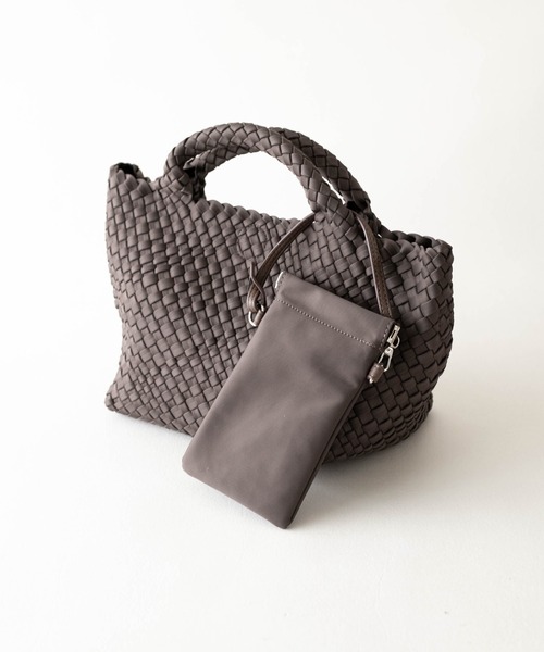 ONE DAY KMC (ワンデイケーエムシー)の「HERB/Intrecciato Tote Bag with 2Way Pouch/ツーウェイポーチ付きトートバッグ(トートバッグ・レディース・ブラウン/ブラック/アイボリー・FREE)」の10枚目の写真