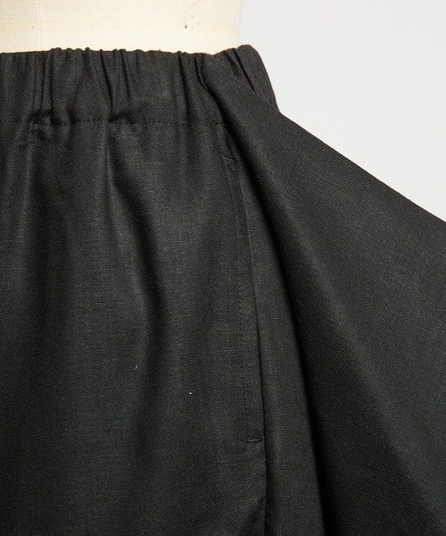 gomme(ゴム)の「ハンカチリネンパンツ(デニムパンツ・レディース・ブラック・MEDIUM)」の15枚目の写真