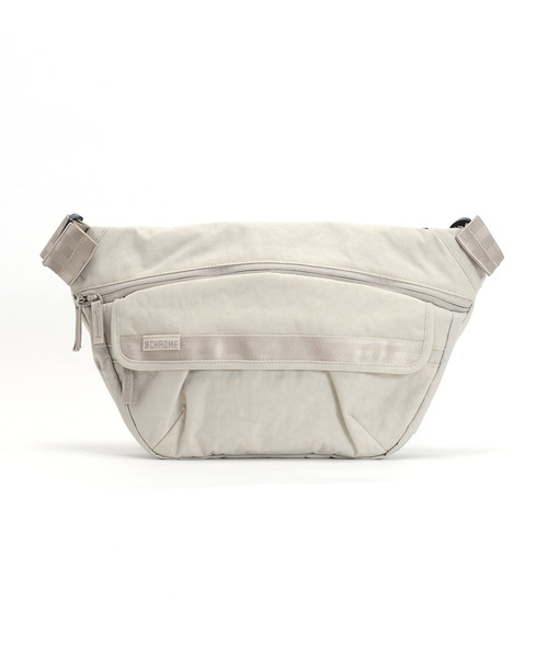 CHROME（クローム）の「［ CHROME / クローム ］BOT FLAP SLING 8L / ボット フラップ スリング 8リットル 耐水 ボディバッグ iPad収納 容量：8L（ボディバッグ/ウエストポーチ・メンズ・ブラック・FREE）」の13枚目の写真