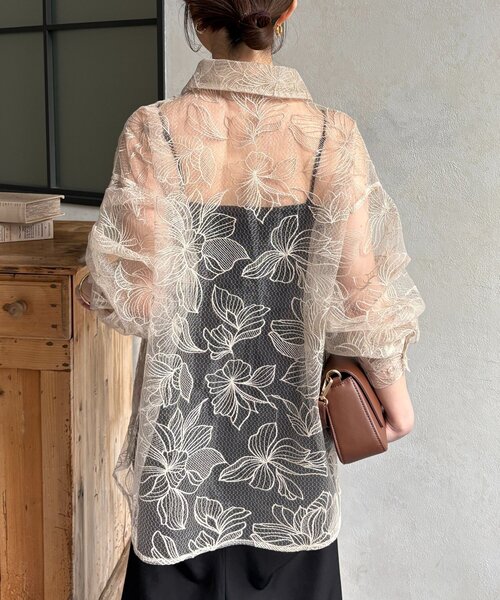 Thevon(ゼボン)の「チュール花柄刺繍シャツ(シャツ/ブラウス・レディース・ホワイト系その他/ブラック・FREE)」の5枚目の写真