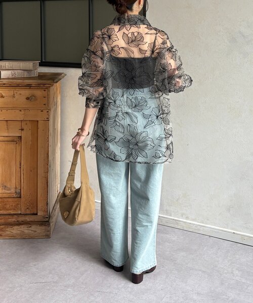 Thevon(ゼボン)の「チュール花柄刺繍シャツ(シャツ/ブラウス・レディース・ホワイト系その他/ブラック・FREE)」の17枚目の写真