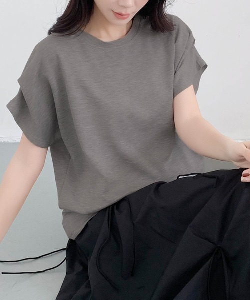 LOWO（ロワ）の「タックスリーブ カットソー Tシャツ 半袖（Tシャツ/カットソー・レディース・グレー/ベージュ/ホワイト/ブラック/チャコールグレー・FREE）」の20枚目の写真