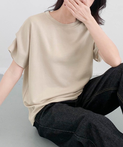 LOWO（ロワ）の「タックスリーブ カットソー Tシャツ 半袖（Tシャツ/カットソー・レディース・グレー/ベージュ/ホワイト/ブラック/チャコールグレー・FREE）」の17枚目の写真