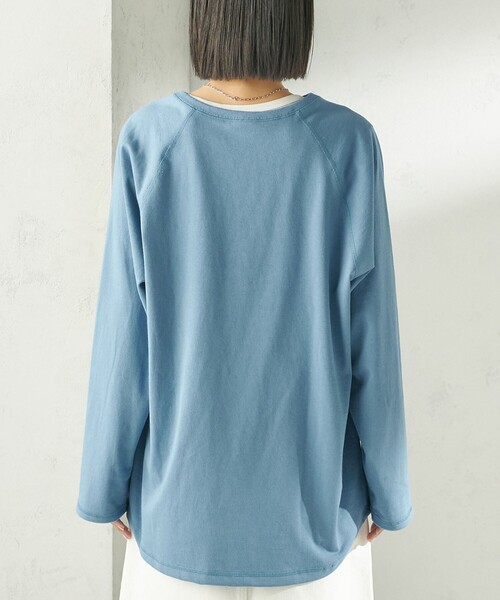 SHIPS(シップス)の「【SHIPS別注】onit: ヘンリー ネック プルオーバー(Tシャツ/カットソー・レディース・グレー/ライトグレー/ライトブルー/ブラック・ONE SIZE)」の6枚目の写真