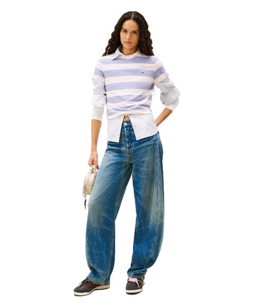 tommy jeans(トミー ジーンズ)の「ELLA MID BARREL CBF EI2036(デニムパンツ・レディース・インディゴブルー・26inch/27inch/25inch)」の5枚目の写真