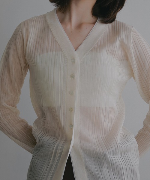 MANOF(マノフ)の「SHEER RIB CARDIGAN(カーディガン/ボレロ・レディース・ピンク/アイボリー/ブラック・F)」の3枚目の写真