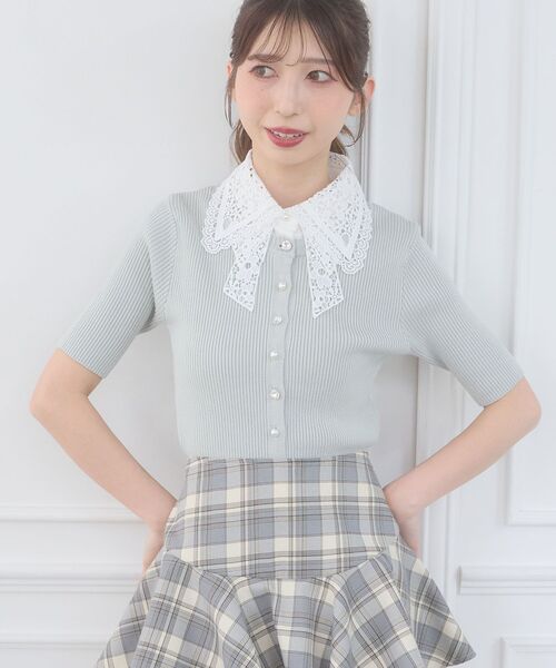 MAJESTIC LEGON（マジェスティックレゴン）の「レースリボン襟ハーフスリーブニット（ニット/セーター・レディース・ブラック/アイボリー/ライトグリーン/チャコールグレー/ブルー・MEDIUM）」の8枚目の写真