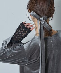 goocy（グーシー）の「【オケージョン】ボウタイ付きＶネックベロアワンピース（ワンピース）」