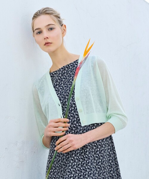 TOCCA(トッカ)の「SHEER CARDIGAN カーディガン(カーディガン/ボレロ・レディース・ネイビー系/ライトグリーン系/アイボリー系/ブラック系/ピンク系・MEDIUM/SMALL)」の3枚目の写真