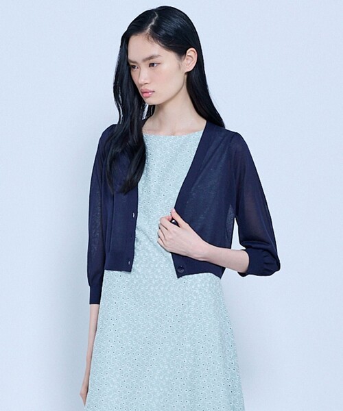 TOCCA(トッカ)の「SHEER CARDIGAN カーディガン(カーディガン/ボレロ・レディース・ネイビー系/ライトグリーン系/アイボリー系/ブラック系/ピンク系・MEDIUM/SMALL)」の4枚目の写真