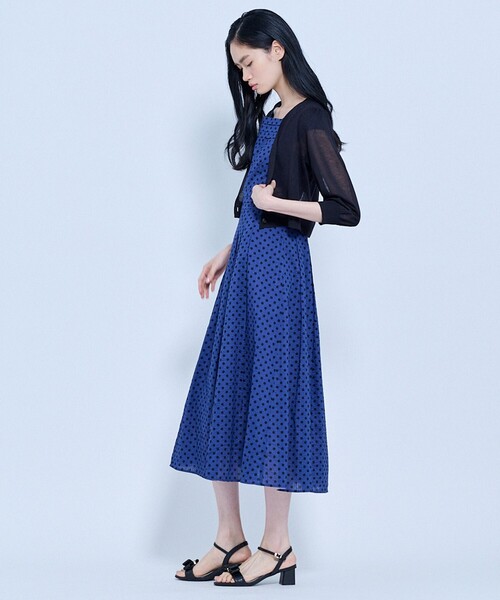 TOCCA(トッカ)の「SHEER CARDIGAN カーディガン(カーディガン/ボレロ・レディース・ネイビー系/ライトグリーン系/アイボリー系/ブラック系/ピンク系・MEDIUM/SMALL)」の10枚目の写真