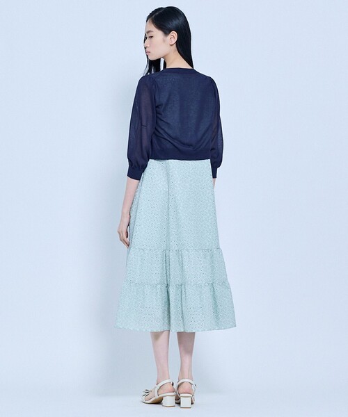 TOCCA(トッカ)の「SHEER CARDIGAN カーディガン(カーディガン/ボレロ・レディース・ネイビー系/ライトグリーン系/アイボリー系/ブラック系/ピンク系・MEDIUM/SMALL)」の20枚目の写真