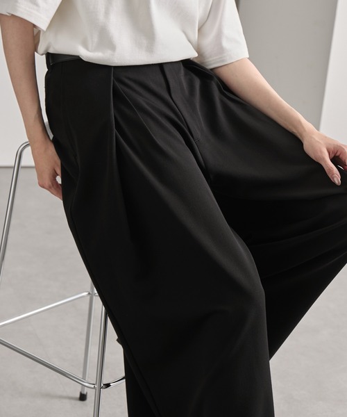 cussil(クシル)の「【cussil/クシル】レイヤードクロス3タックデザインバギースラックス【セットアップ対応】(スラックス・メンズ・グレー/ブラック・S/M/L)」の4枚目の写真
