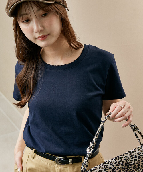 PUBLUX(パブリュクス)の「PUBLUX/パブリュクス ピコレース クルーネック Tシャツ 限定展開(Tシャツ/カットソー・レディース・チャコールグレー/ネイビー/ブラウン/ホワイト・フリ-)」の4枚目の写真
