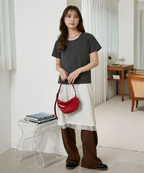 PUBLUX(パブリュクス)の「PUBLUX/パブリュクス ピコレース クルーネック Tシャツ 限定展開(Tシャツ/カットソー・レディース・チャコールグレー/ネイビー/ブラウン/ホワイト・フリ-)」の20枚目の写真