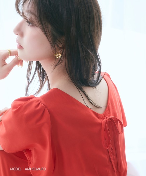 MISCH MASCH(ミッシュマッシュ)の「2026春夏新作 スクエアネックバックリボンAラインワンピース(ワンピース・レディース・ラベンダー/レッド/ブラック/ホワイト×ブラック・S/M)」の5枚目の写真