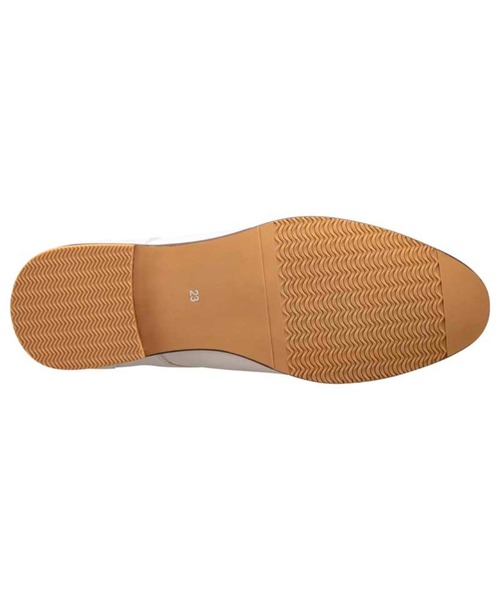 R.(REGAL FOOT COMMUNITY)(アールドット)の「アールドット S19C ストレートチップ(ドレスシューズ・レディース・アイボリー・22.5/24.5/24/23.5/23)」の5枚目の写真