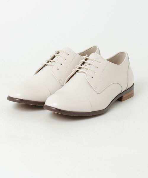 R.(REGAL FOOT COMMUNITY)(アールドット)の「アールドット S19C ストレートチップ(ドレスシューズ・レディース・アイボリー・22.5/24.5/24/23.5/23)」の6枚目の写真