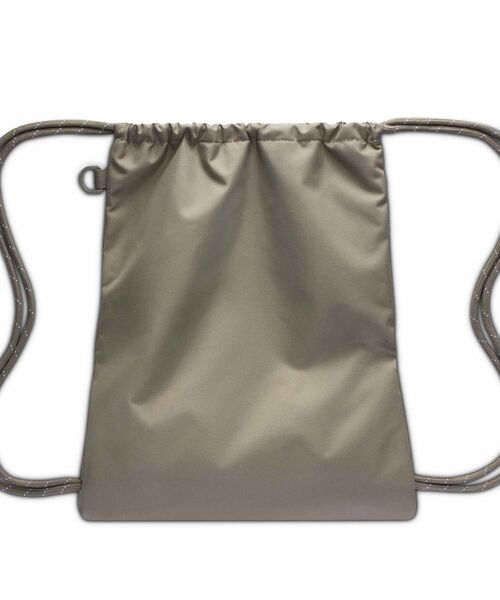 NIKE（ナイキ）の「ナイキ ヘリテージ 2.0 ドローコード バッグ (12L) / Nike Heritage 2.0 Drawstring Bag (12L) IB4356-320 Light Army（バックパック/リュック・メンズ・グリーン系その他2・ONE SIZE）」の8枚目の写真