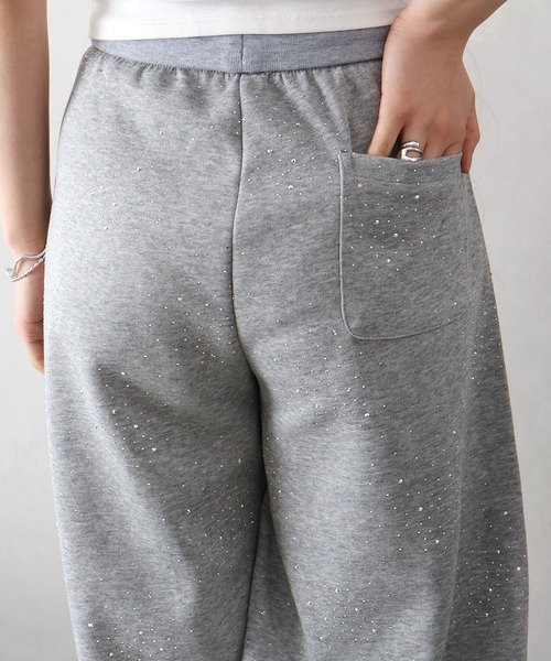 SpRay（スプレイ）の「【トレンド感◎/こなれカジュアル】スタッズ付スウェットパンツ（スウェットパンツ・レディース・グレー/オートミール/アイボリー・FREE）」の7枚目の写真