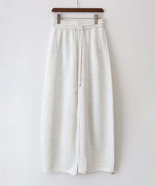 SpRay（スプレイ）の「【トレンド感◎/こなれカジュアル】スタッズ付スウェットパンツ（スウェットパンツ・レディース・グレー/オートミール/アイボリー・FREE）」の20枚目の写真