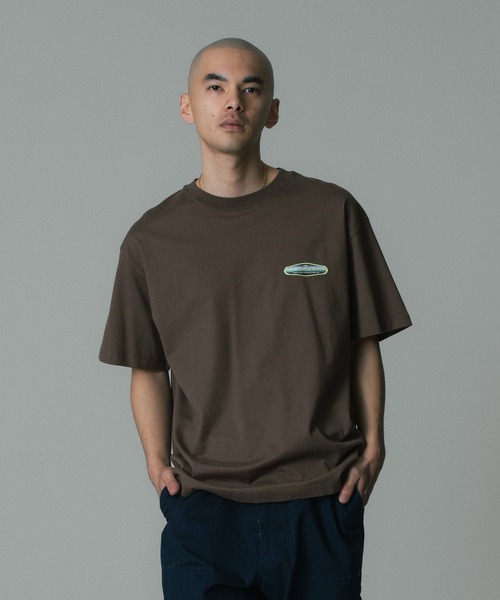 XLARGE(エクストララージ)の「EMBLEM S/S TEE(Tシャツ/カットソー・メンズ・ブラック/ホワイト/ブラウン・S/M/L/XL)」の20枚目の写真