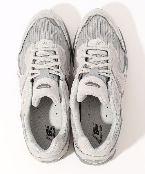 NEW BALANCE(ニューバランス)の「New Balance U2002 スニーカー(スニーカー・メンズ・グレー/ブラック・26/27/28)」の9枚目の写真