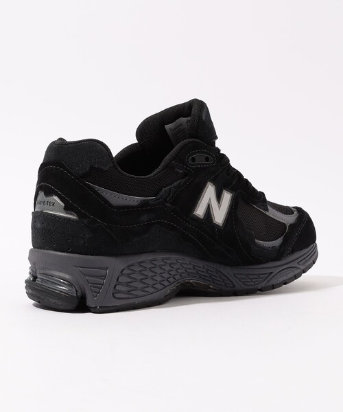 NEW BALANCE(ニューバランス)の「New Balance U2002 スニーカー(スニーカー・メンズ・グレー/ブラック・26/27/28)」の11枚目の写真
