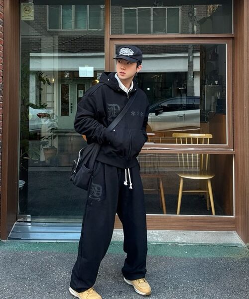 AMOU（アモウ）の「D-Star One Tuck Sweat Pants BLACK（スウェットパンツ・レディース・その他・1/2）」の10枚目の写真