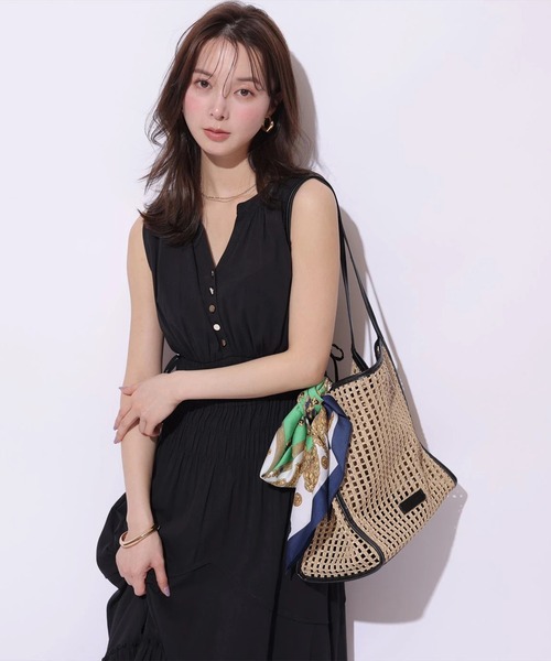 Mystrada（マイストラーダ）の「シャーリングボイルワンピース（ワンピース・レディース・ブラック/ライトブルー/グリーン系その他2・38/36）」の6枚目の写真