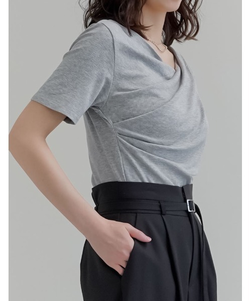 Re:EDIT(リエディ)の「リブカットソードレープ半袖トップス(Tシャツ/カットソー・レディース・ブラック/モカ/オフホワイト/グレー/レッド・MEDIUM/LARGE)」の16枚目の写真